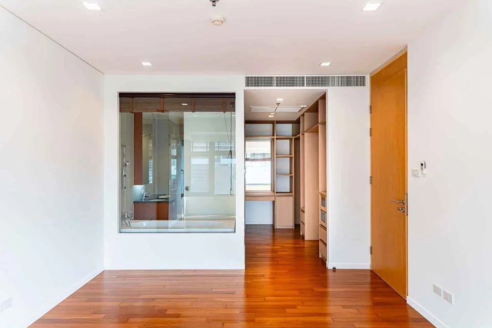 Condo for sale, Amanta Lumpini, large, spacious room, clean, airy, people who like to decorate their rooms, can't miss it.