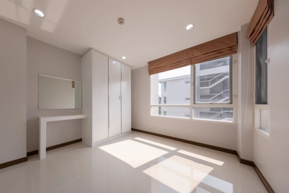 For sale: Condo Element Srinakarin, ready to move in, fully furnished + electrical appliances ready, hurry and book now+++