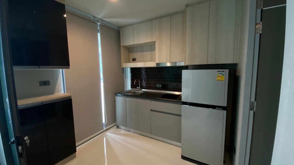Condo for sale, Hue Sukhumvit. Beautiful and comfortable unit. Buy now!!