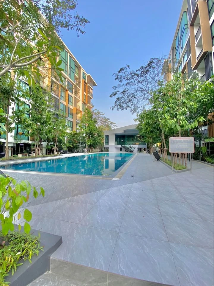 Condo for sale, Sale Rattanathibet, ready to move in, fully equipped with amenities. Reserve now, don't miss out!