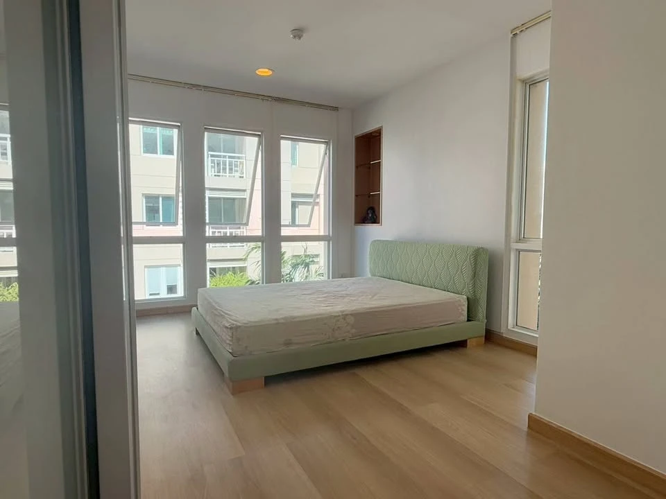 Condo for sale, The Bangkok Narathiwat, ready to move in, fully furnished, spacious and comfortable room, hurry and reserve now!