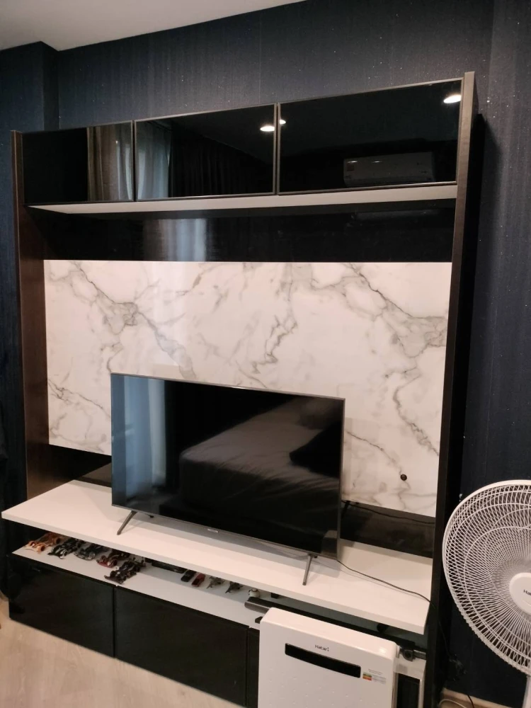 Condo for sale, The Base Streaming, new, elegant, looks good!!