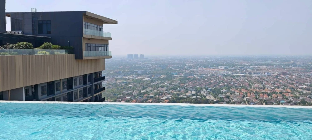 For Sale – The Politan Rive