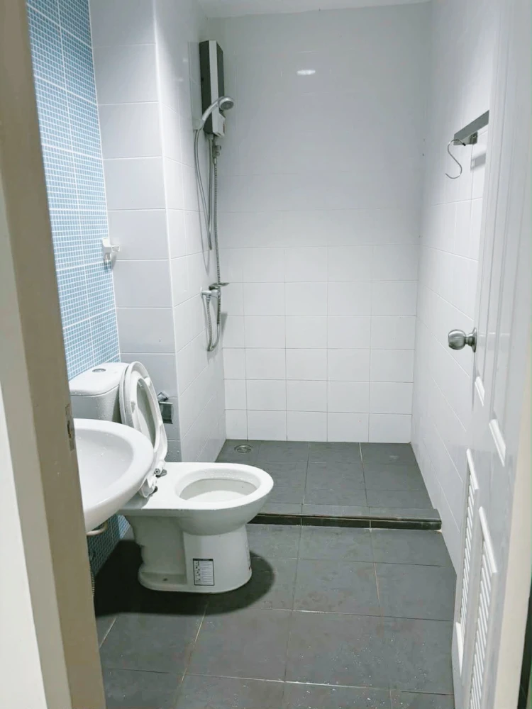 Condo for sale: The Kit Tiwanon. Ready to move in, fully furnished. Book now!