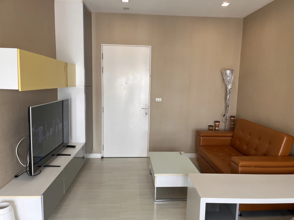 Condo for sale, The Room Ratchada, Ladprao, beautiful room, top floor, Building D, near MRT Lat Phrao, hurry!!