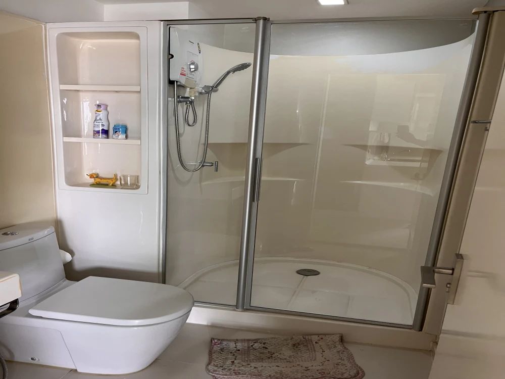 Condo for sale, The Room Ratchada, Ladprao, beautiful room, top floor, Building D, near MRT Lat Phrao, hurry!!