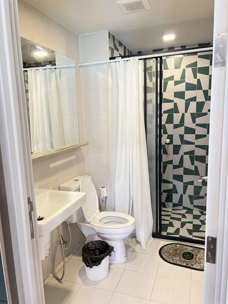 Condo for sale, The Base Sukhumvit 50, Studio room, Building B, 4th floor, fully furnished, just come and move in.