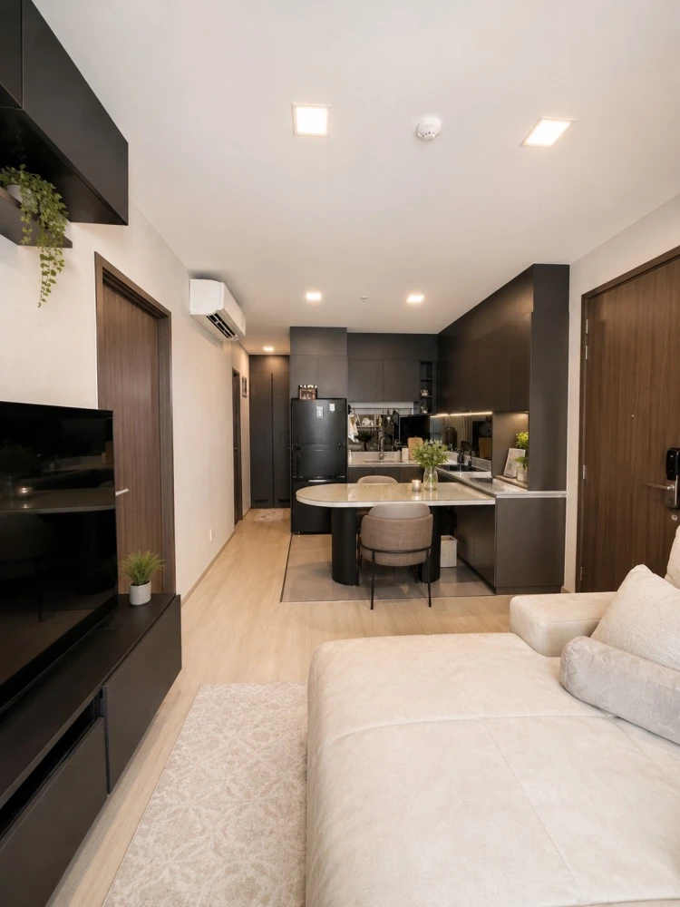 Condo for Sale – The Privacy Jatujak | Spacious High-Floor Unit in a Prime Location
