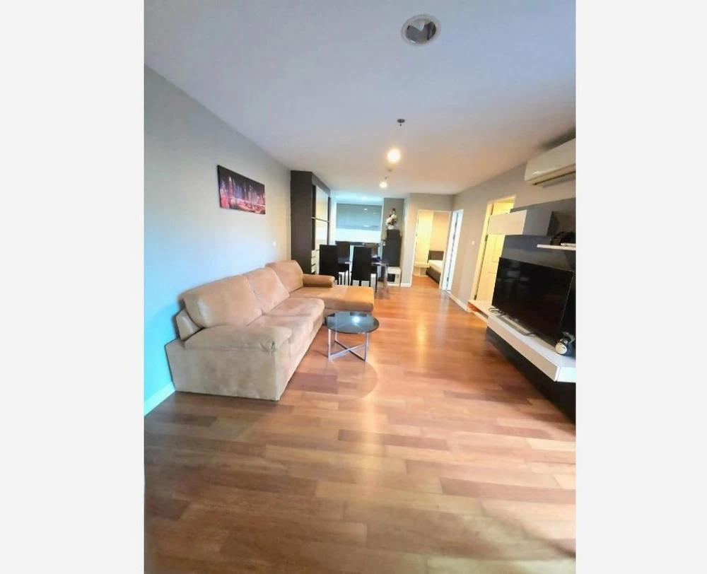 Condo for sale: Belle Grand Rama 9. Spacious and airy unit. Buy now!!