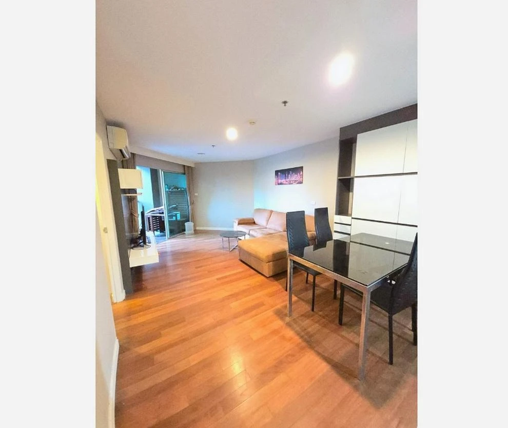 Condo for sale: Belle Grand Rama 9. Spacious and airy unit. Buy now!!
