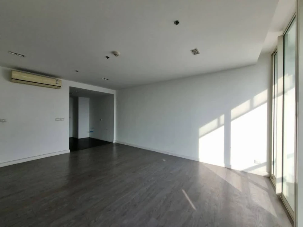 Condo for sale, A Space ID Asoke-Ratchada, 2 bedrooms, 2 bathrooms, 15th floor, blue room, corner room, very quiet, don't miss it.