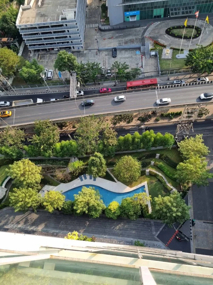 Condo for sale, A Space ID Asoke-Ratchada, 2 bedrooms, 2 bathrooms, 15th floor, blue room, corner room, very quiet, don't miss it.