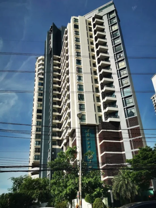 Condo for sale: Eaksin Place, Ngamwongwan Soi 2.