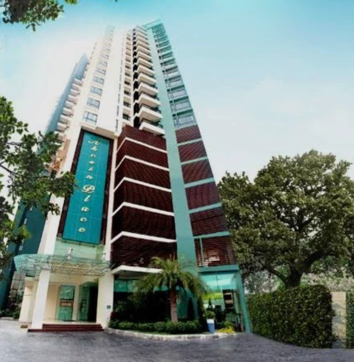 Condo for sale: Eaksin Place, Ngamwongwan Soi 2.