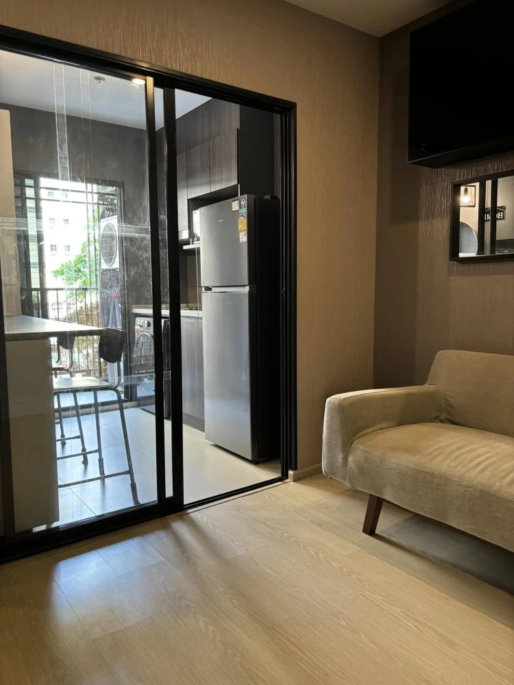 Condo for sale, Elio Del Nest, spacious room with plenty of built-in furniture. You can't miss out on booking it.