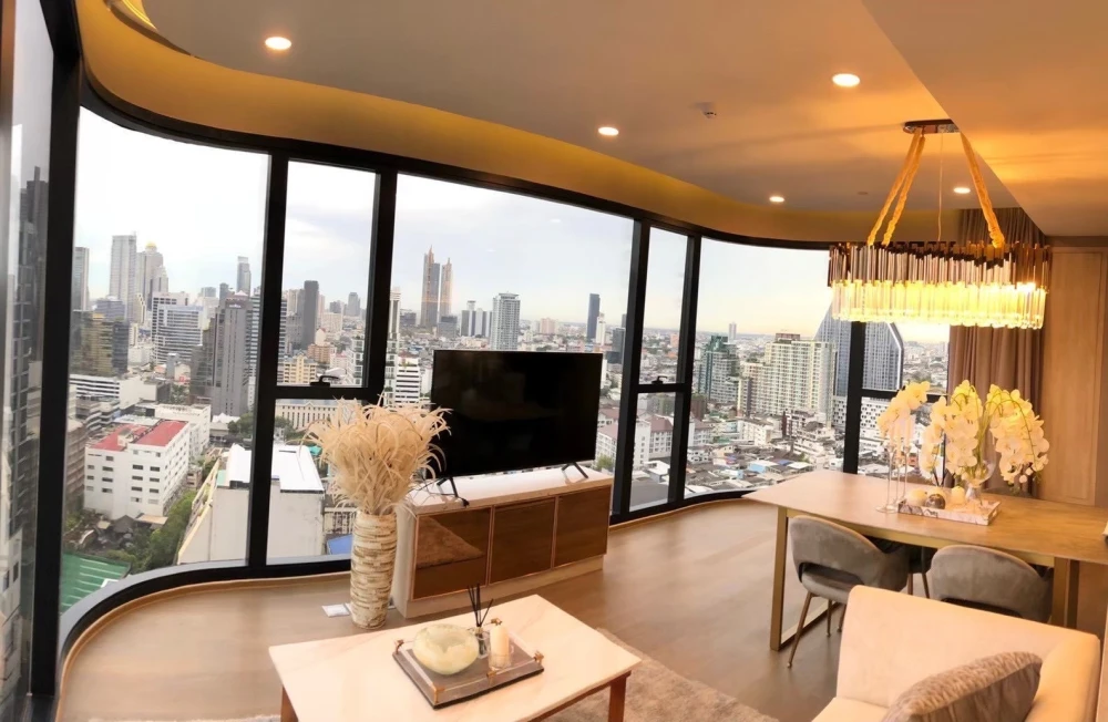 Luxury condo for sale at Ashton Chula – Silom. Beautiful and comfortable. Buy now!!