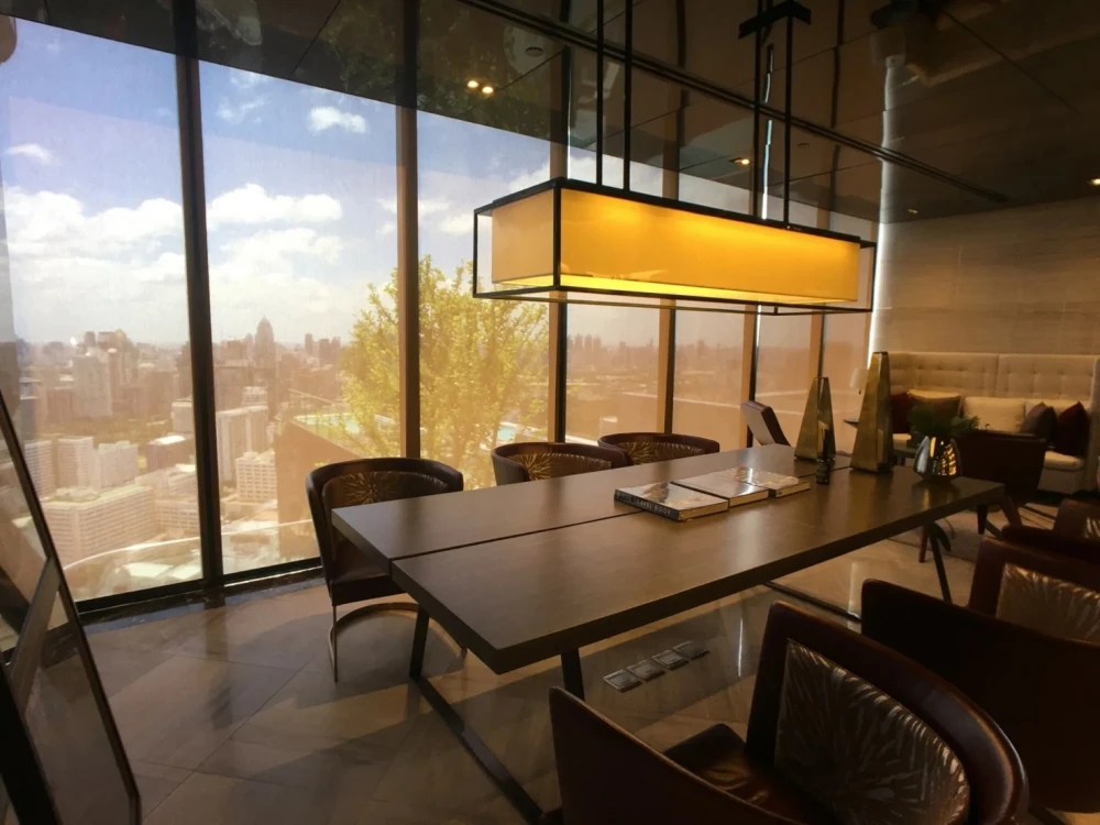 Luxury condo for sale at Ashton Chula – Silom. Beautiful and comfortable. Buy now!!