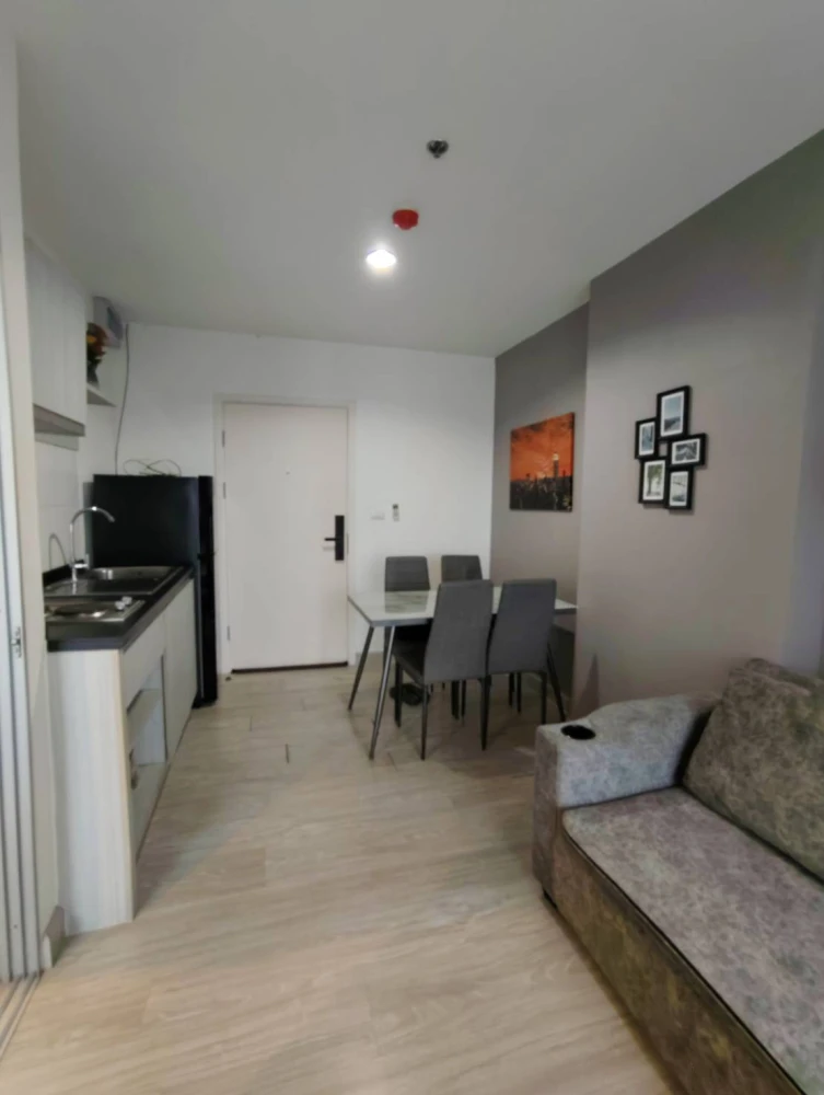 Condo for sale, Aspire Ngamwongwan, city view, complete with furniture and electrical appliances. If you miss it, you'll regret it.