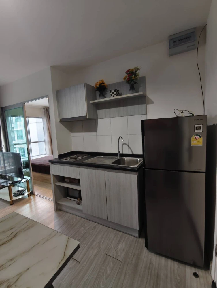 Condo for sale, Aspire Ngamwongwan, city view, complete with furniture and electrical appliances. If you miss it, you'll regret it.