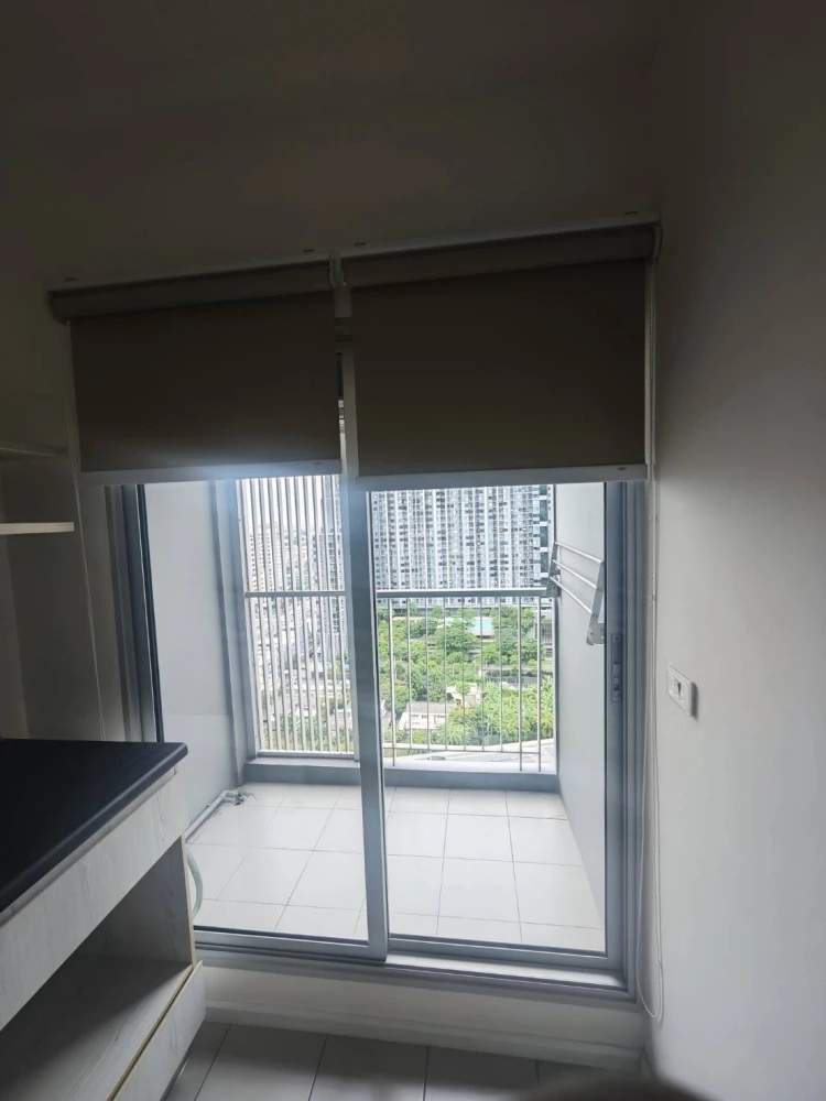 Condo for sale: Aspire Sathorn-Tha Phra. Great location, attractive price. Buy now!!