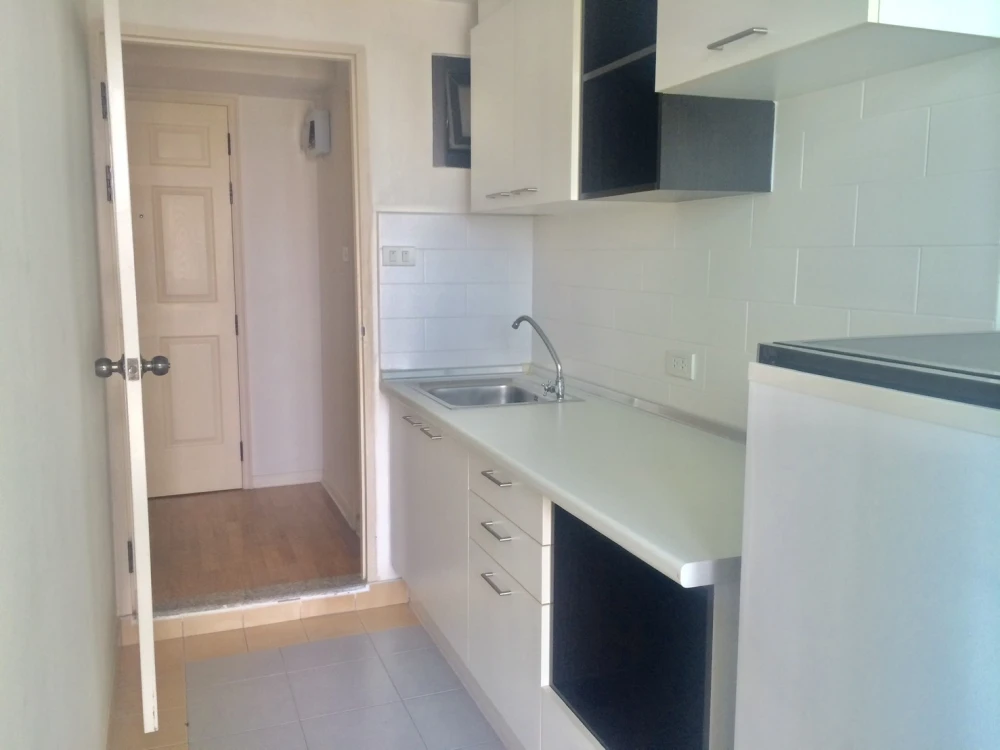 Condo for sale at Lumpini Place Pinklao 2. City view, bright and airy. Buy now!!