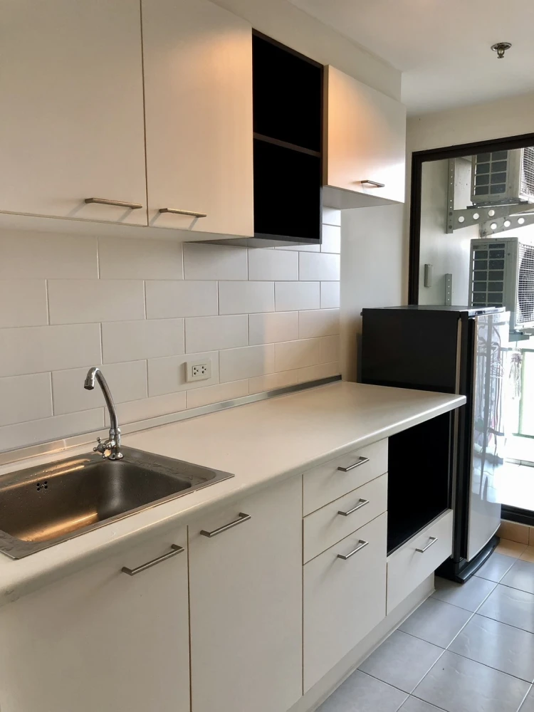 Condo for sale at Lumpini Place Pinklao 2. City view, bright and airy. Buy now!!