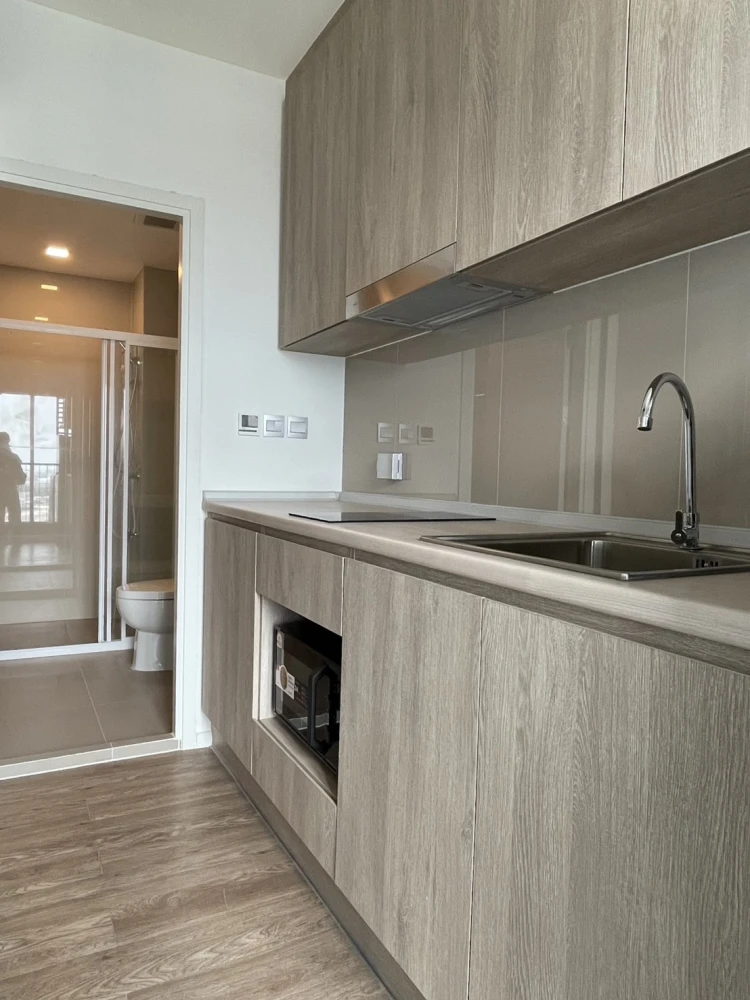 Selling a beautiful and luxurious condo at Modiz Sukhumvit 50. Buy now!!