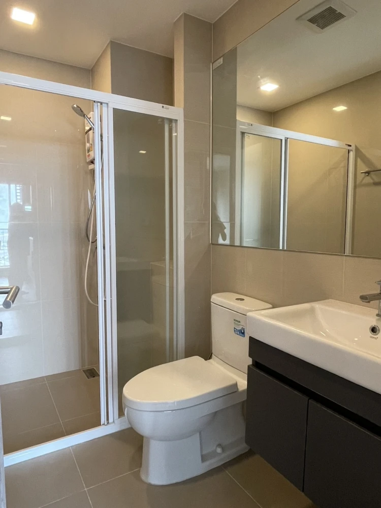 Selling a beautiful and luxurious condo at Modiz Sukhumvit 50. Buy now!!