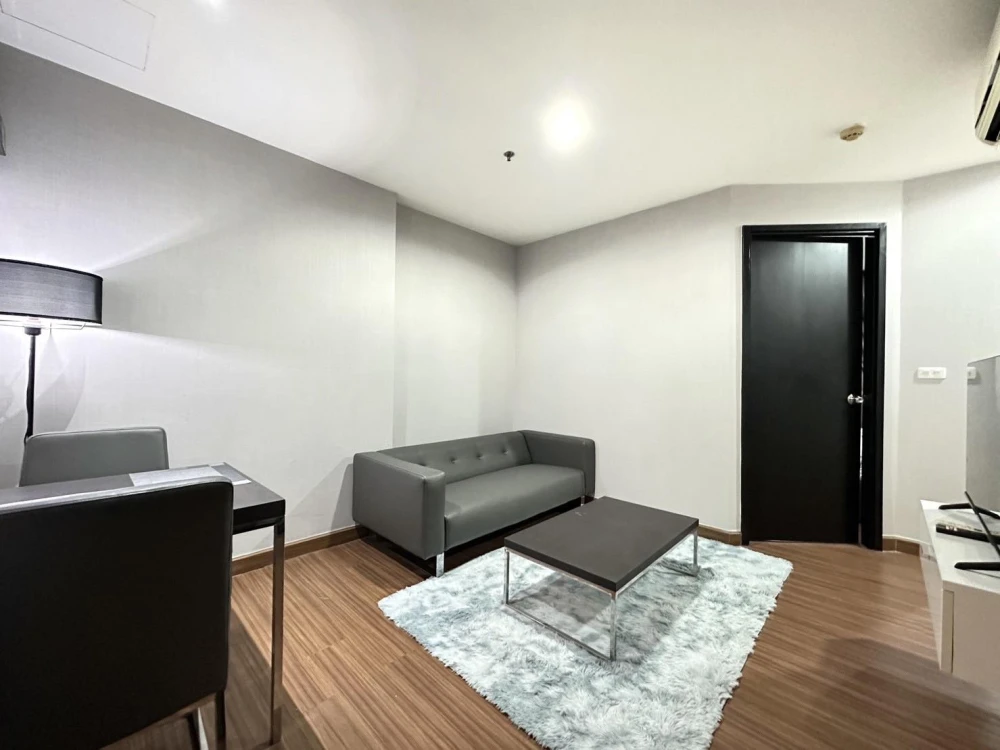 Condo for sale, Diamond Ratchada, spacious room, comfortable, convenient, fully equipped, hurry and book now before you miss out++