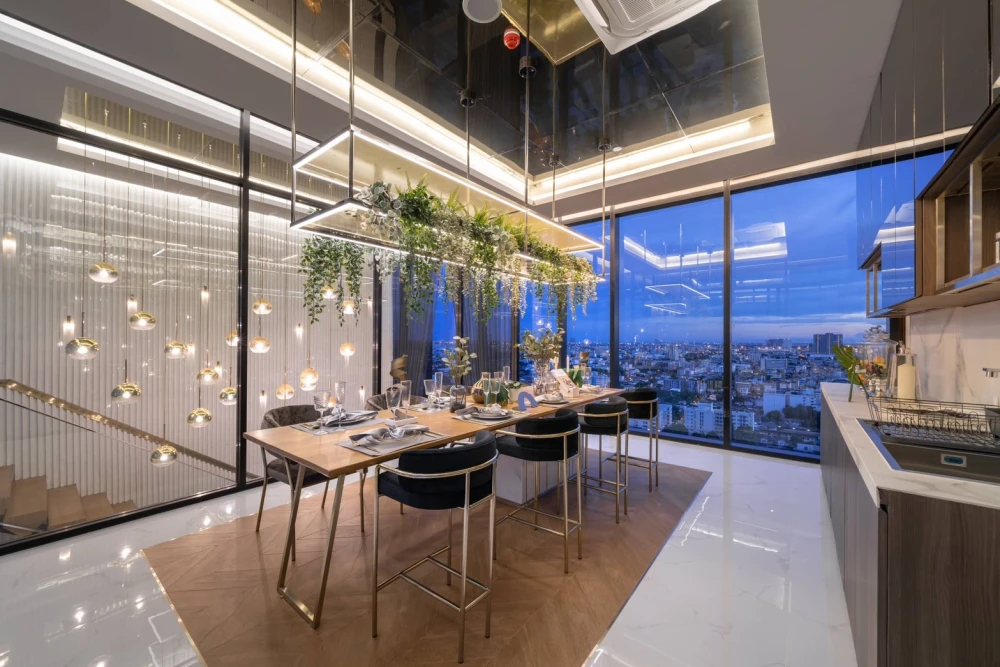Condo for sale: Knightsbridge Collage Sukhumvit 107. Excellent floor, good orientation, great ventilation. Buy now!!