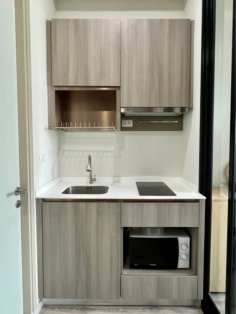 Condo for sale: Knightsbridge Prime Ratchayothin. Nice, spacious unit on a high floor. Book now!