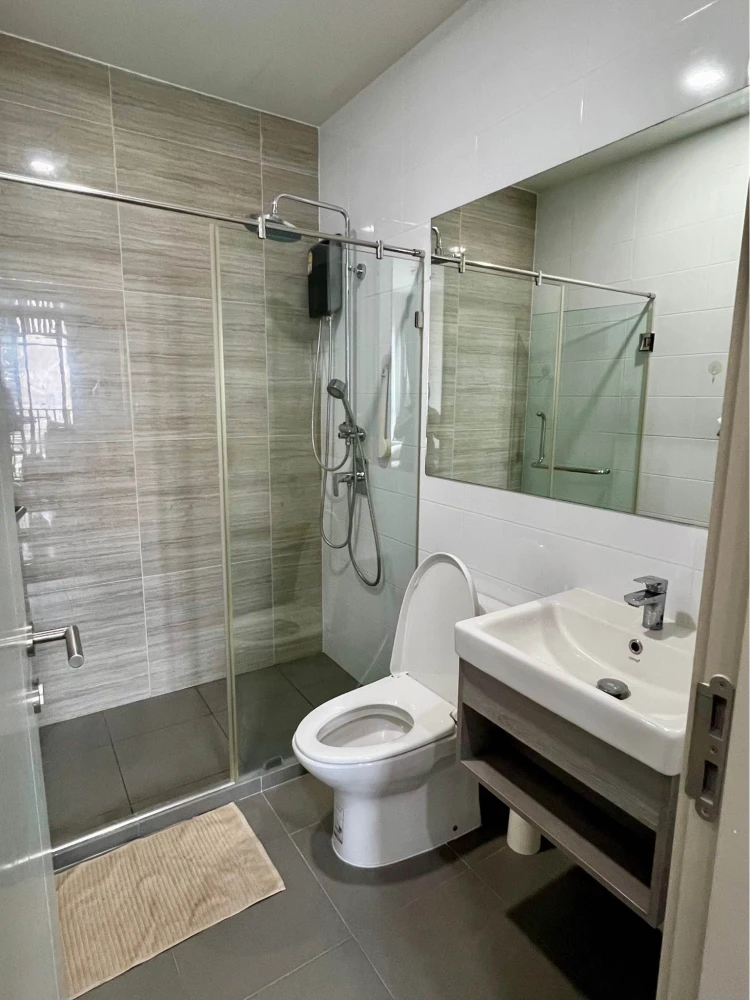 Condo for sale: Knightsbridge Prime Ratchayothin. Nice, spacious unit on a high floor. Book now!