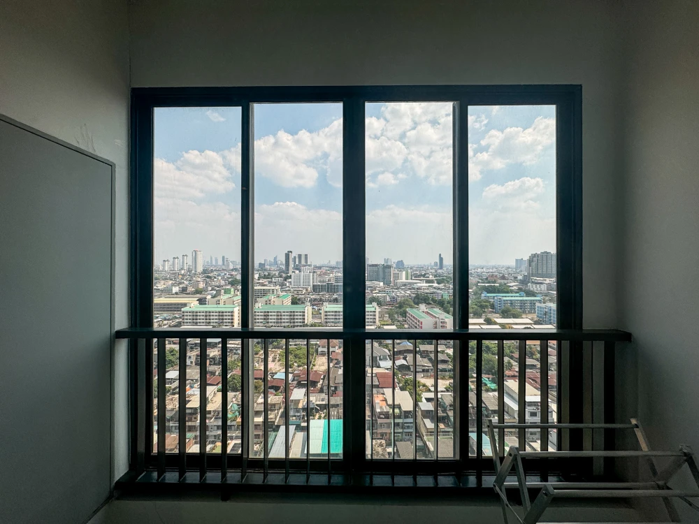 For sale: Condo Ideo Sathorn-Tha Phra, type 1 bedroom, ready to move in, buy now, don't wait.