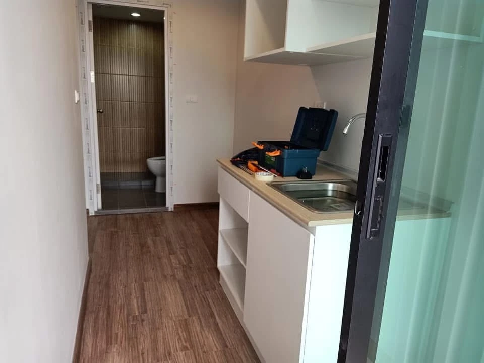 Condo for sale, High Sutthisan. High-end model, highly sought after. Buy now!!