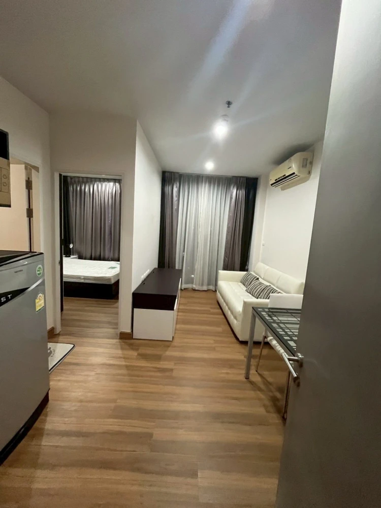 For sale: Chewathai Ramkhamhaeng Condo. Ready to move in, fully furnished with appliances. Just bring your personal belongings and you can occupy the