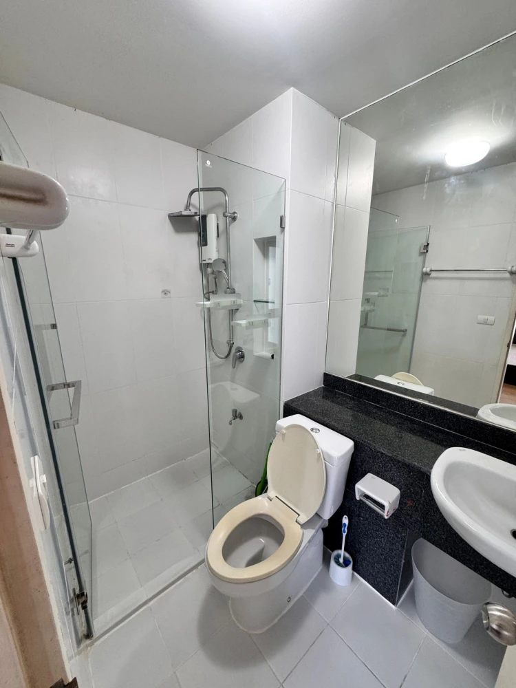 For sale: Condo Parkland Taksin-Tha Phra, ready to move in, spacious room, good like this, hurry and reserve now.