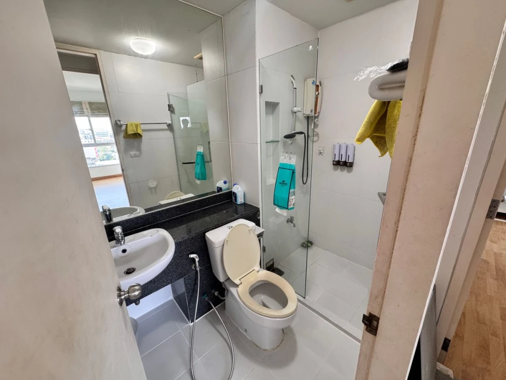 For sale: Condo Parkland Taksin-Tha Phra, ready to move in, spacious room, good like this, hurry and reserve now.