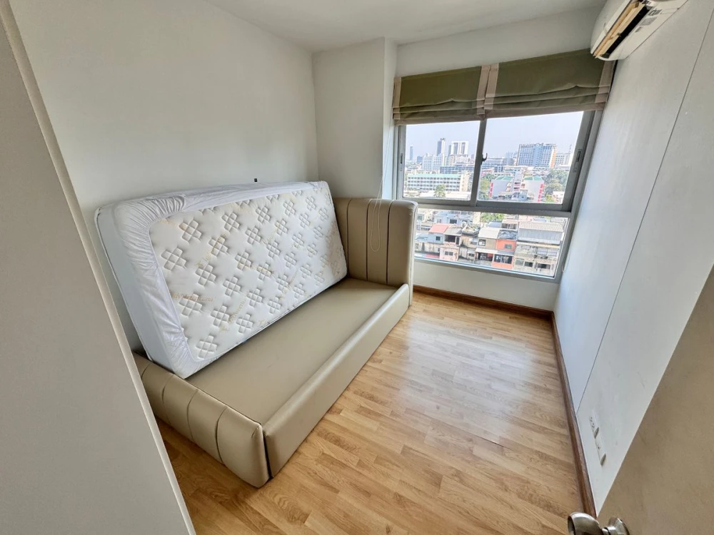 For sale: Condo Parkland Taksin-Tha Phra, ready to move in, spacious room, good like this, hurry and reserve now.