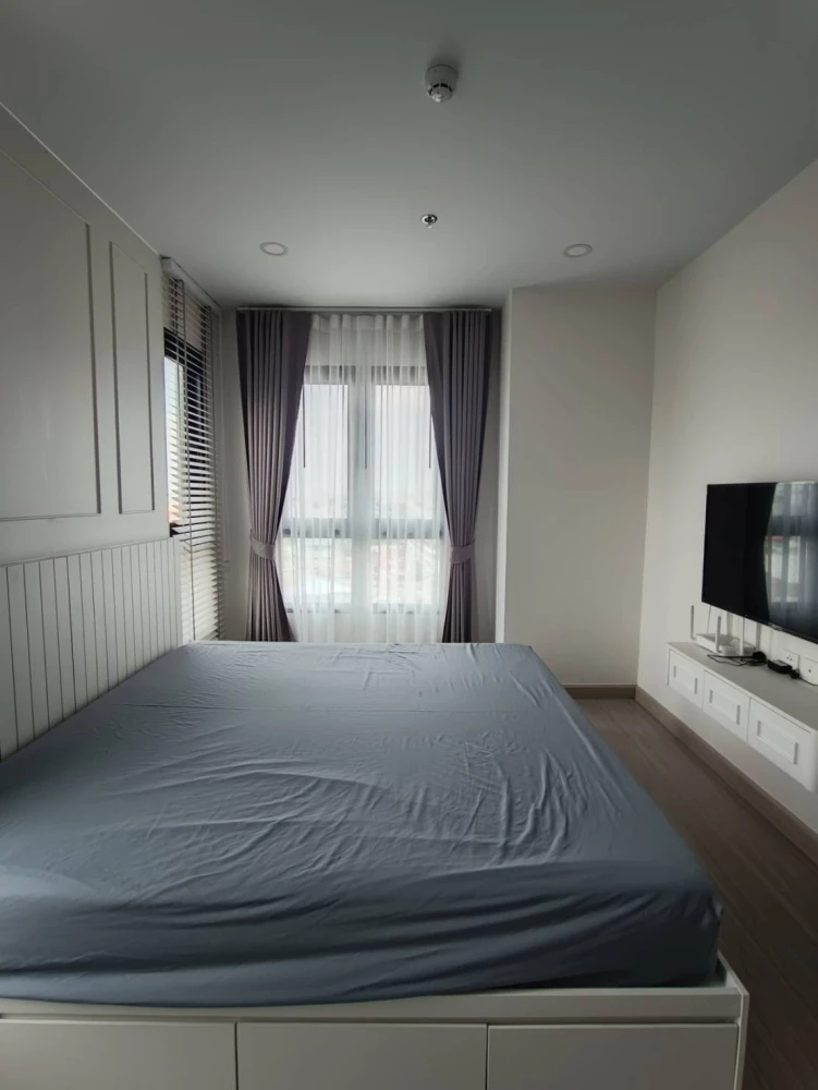 Selling Supalai Lite Tha Phra Wongwian Yai condo. Large, comfortable unit with ample usable space. Book now! Don't miss out!