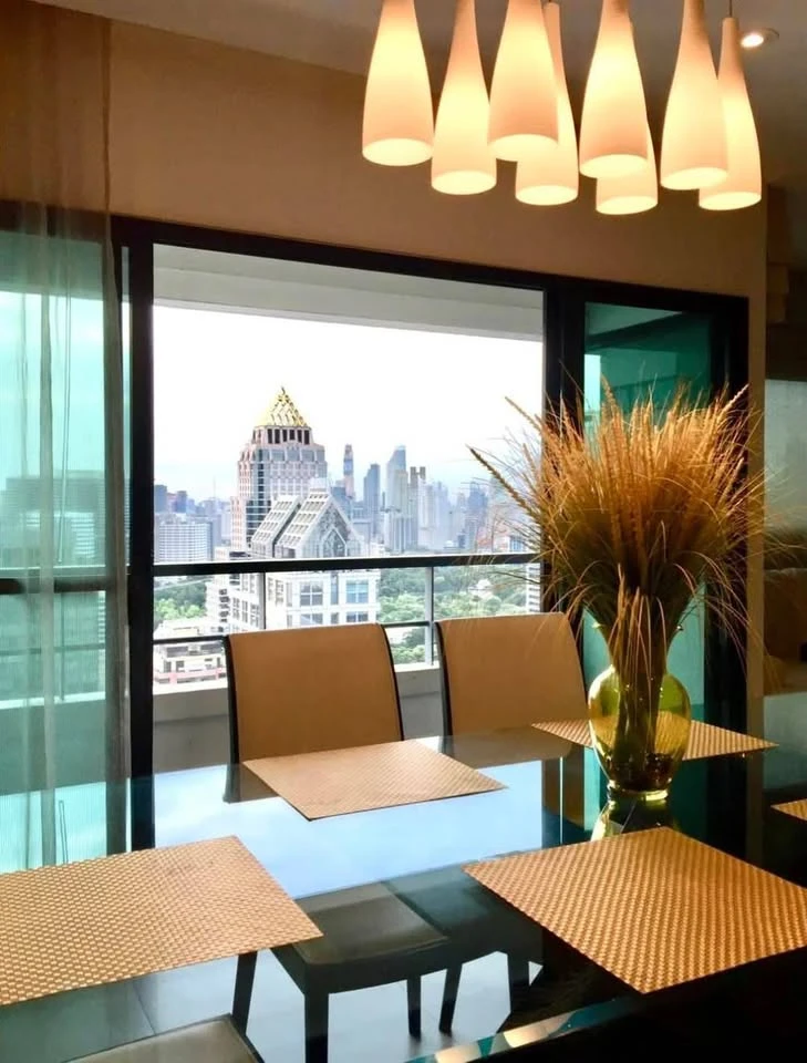 Condo for sale, Sathorn Garden, 3 bedrooms, 3 bathrooms, plus a maid's room, fully furnished, reserve now!