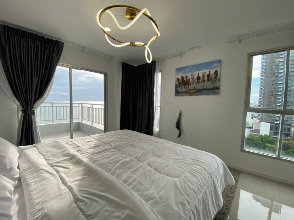 Condo for sale, Special 3 bedroom, sea view, Lumpini Park Beach Jomtien. Interested in owning one? Reserve now!