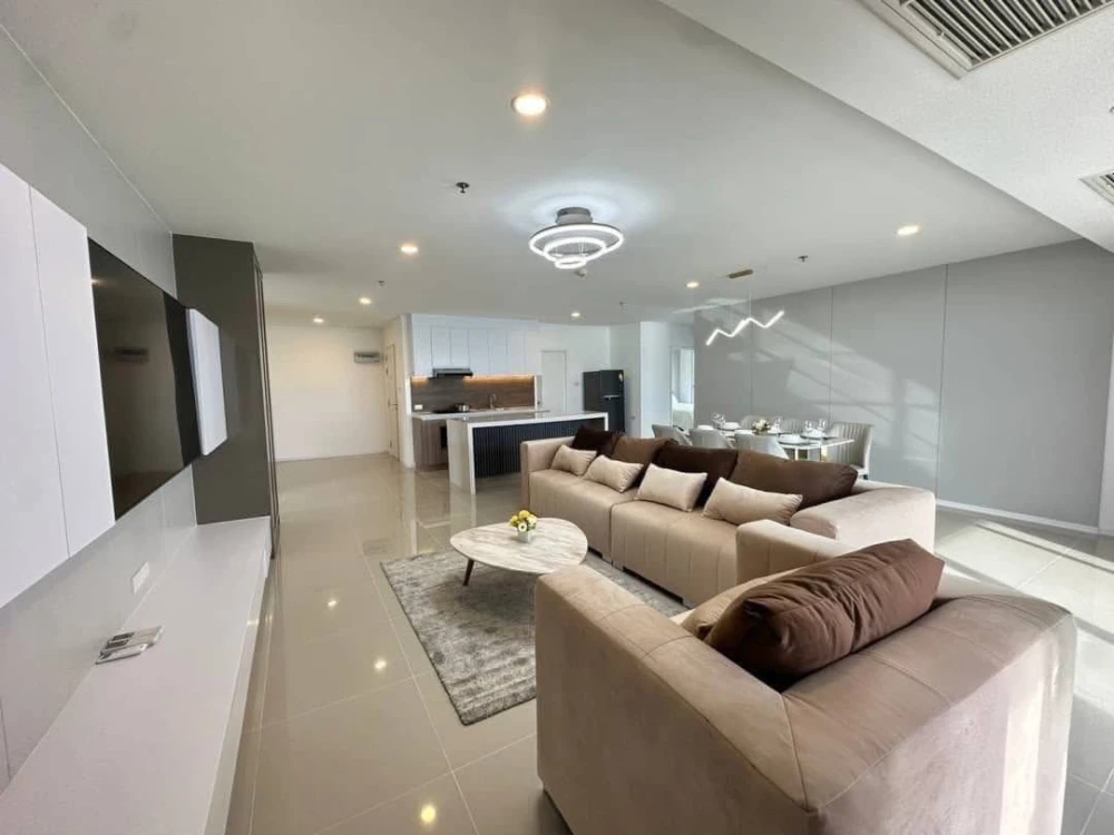 Condo for sale, Special 3 bedroom, sea view, Lumpini Park Beach Jomtien. Interested in owning one? Reserve now!