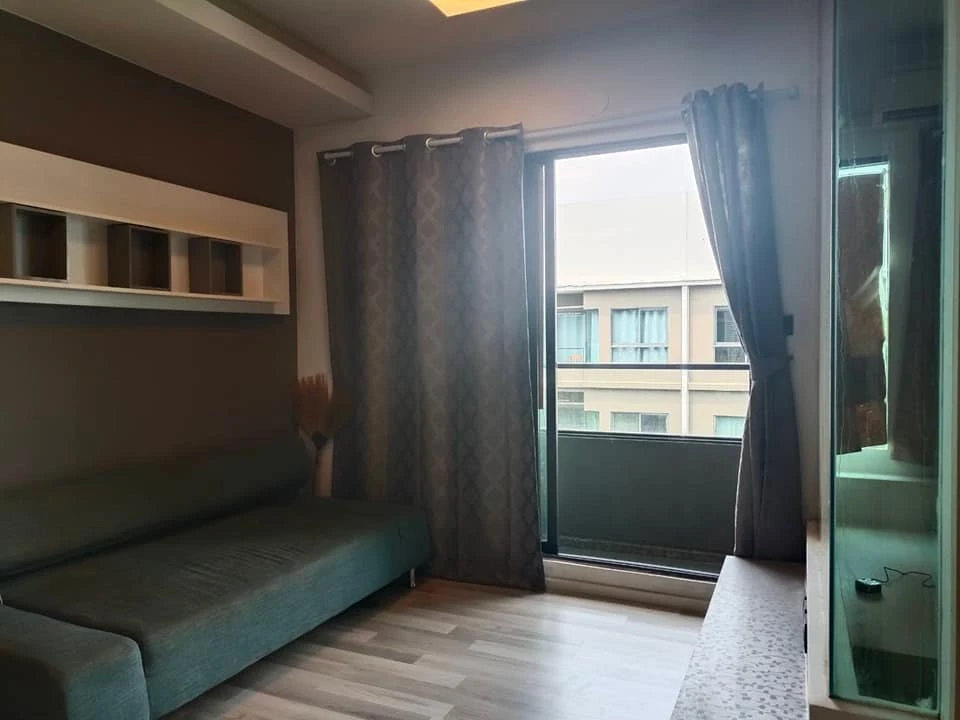 Condo for sale, East Rama 2, separated into private rooms. With furniture Ready to move in. Reserve now. Hurry.