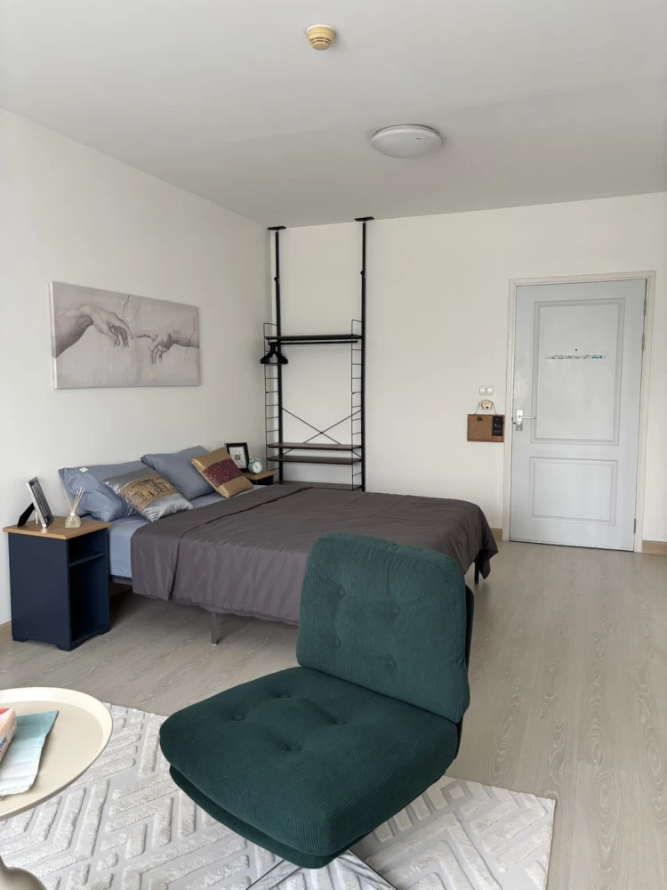 Condolette 624 Ladprao for sale, good location, convenient to travel. Can't miss it. Book now.