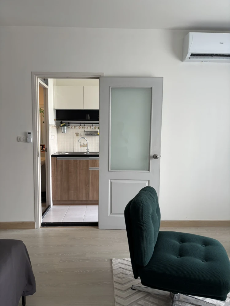 Condolette 624 Ladprao for sale, good location, convenient to travel. Can't miss it. Book now.