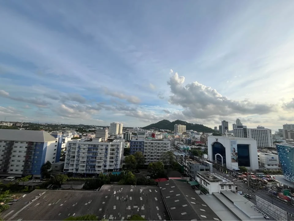 For sale: Keen Center Sriracha, ready to move in, fully furnished, hurry and reserve now!