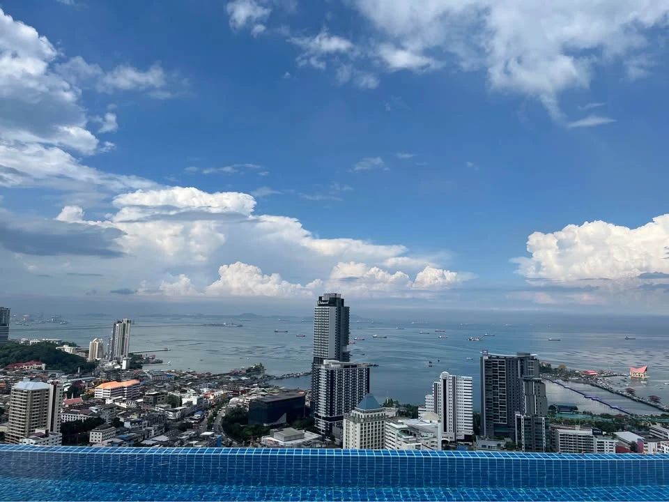 For sale: Keen Center Sriracha, ready to move in, fully furnished, hurry and reserve now!