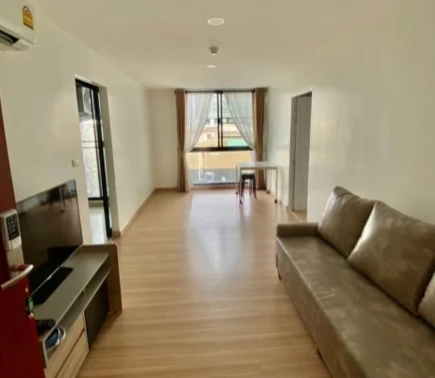 For sale: Chateau In Town Sukhumvit 64/1, 6th floor, swimming pool view, fully furnished room, reserve now!