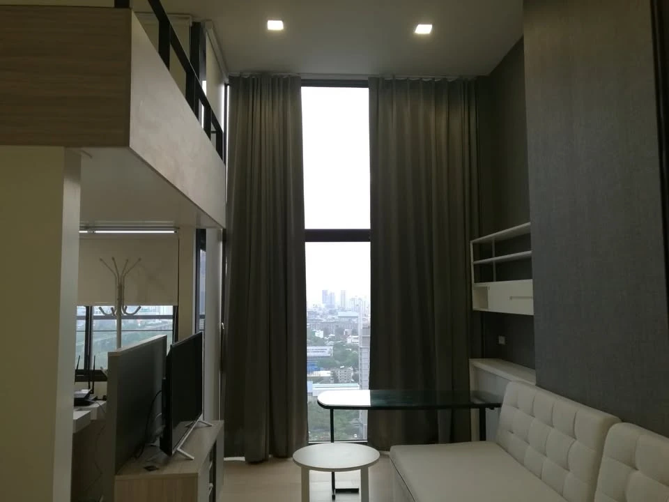 For sale or rent: Cheewathai Residence Asoke, ready to move in, full facilities, buy now before you miss the opportunity.