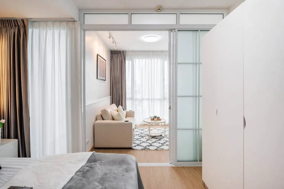 For sale: City Room Ratchada-Sutthisan, very bright and comfortable room, nice decoration, complete furniture + electrical appliances, ready to move i